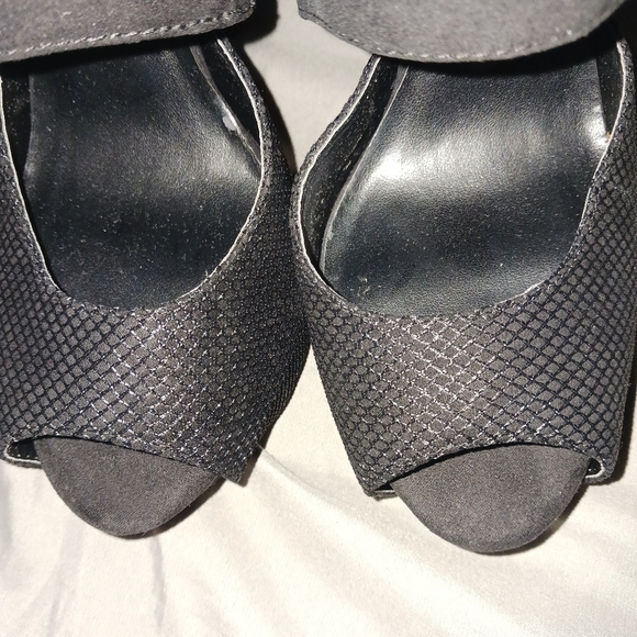 Black Paper Fox size 9 - Picture 4 of 6